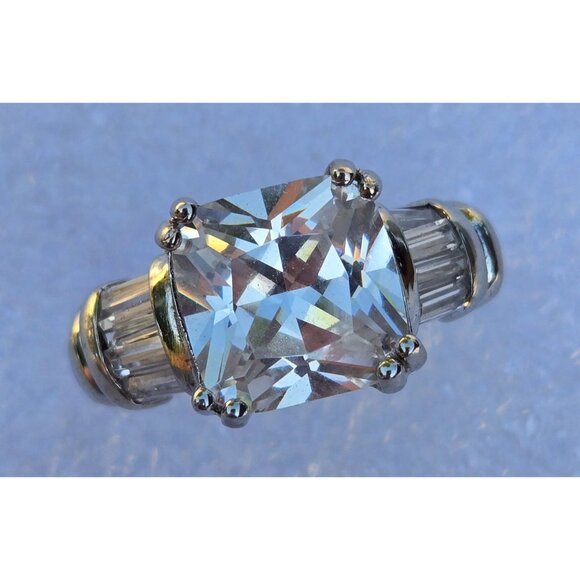 Square-Cut CZ Sterling Silver Ring With Baguette Accents Marked 925 Signed DBJ - Picture 6 of 9